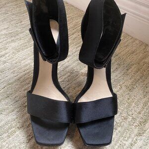 L.A.M.B. Gwen Stefani Platform Stilettos Ankle Strap - Black Size 9.5